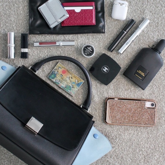 Authentic Celine Trapez handbag - Picture 2 of 9